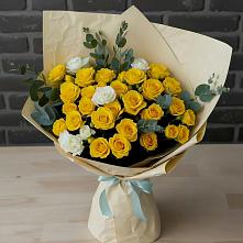 Букет цветов из:  Розы в Невьянске