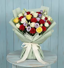 Букет цветов из:  Розы в Невьянске