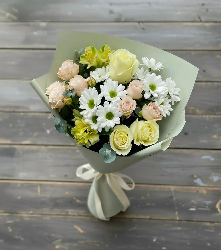 Букет цветов из: Альстромерии, Розы и Хризантемы в Невьянске