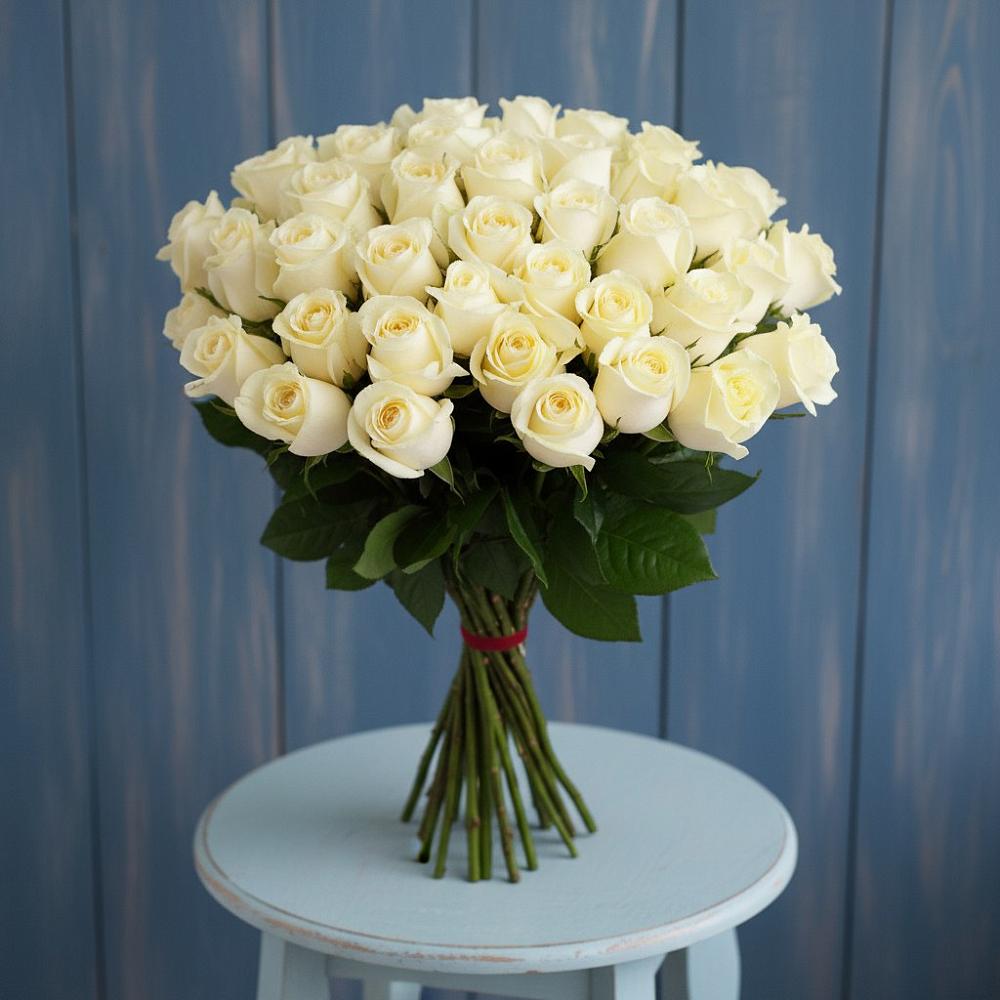 Букет 51 Белая роза Эдлесс Лав в Невьянске