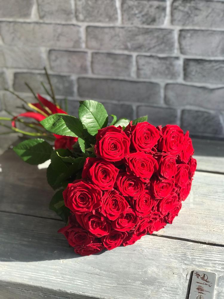 Букет Красные розы Фридом в Невьянске