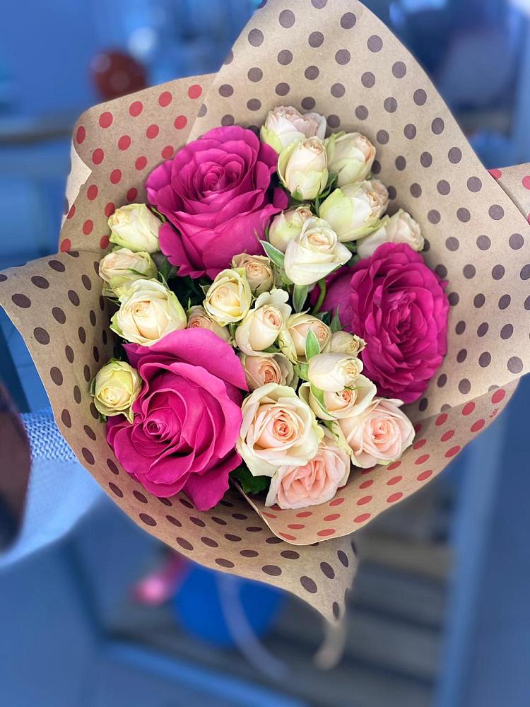 Букет цветов из: Розы в Невьянске