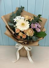 Букет цветов из:  Герберы и Хризантемы в Невьянске