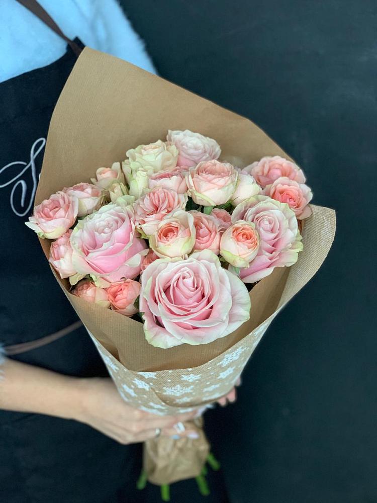 Букет цветов из: Хризантемы и Розы в Невьянске