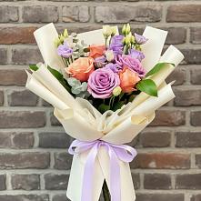 Букет цветов из:  Лизиантусы и Розы #REPLACE_PRED# Невьянске