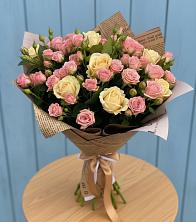 Букет цветов из:  Розы в Невьянске