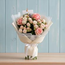 Букет цветов из:  Розы в Невьянске